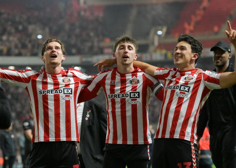 Sunderland se u infarktnom finalu na Wembleyu golom u 95. minuti nakon osam godina vratio u Premier ligu