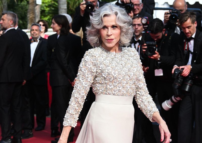 Kada bi svi ovako izgledali sa 87: Jane Fonda još jednom zadivila svojim izgledom