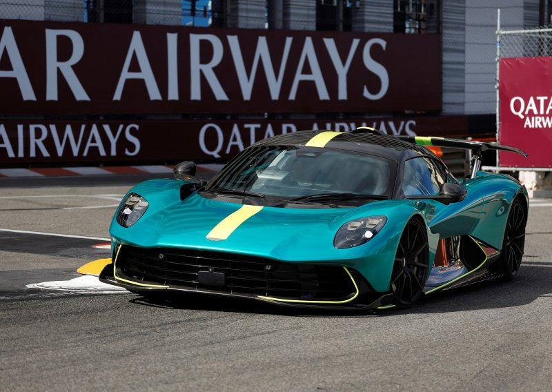 Aston Martin Valhalla na legendarnoj F1 stazi: Alonso provozao superautomobil Monte Carlom