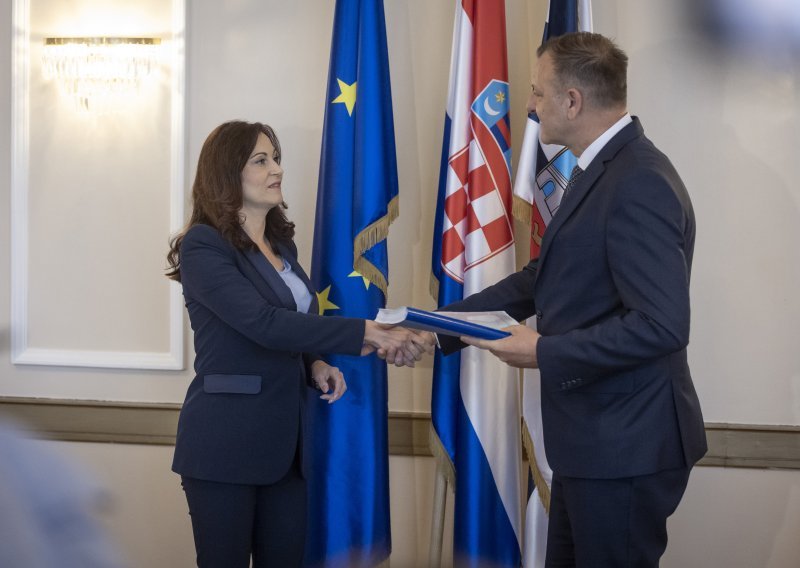 Tramišak preuzela dužnost županice; mandat započinje posjetom Đakovu
