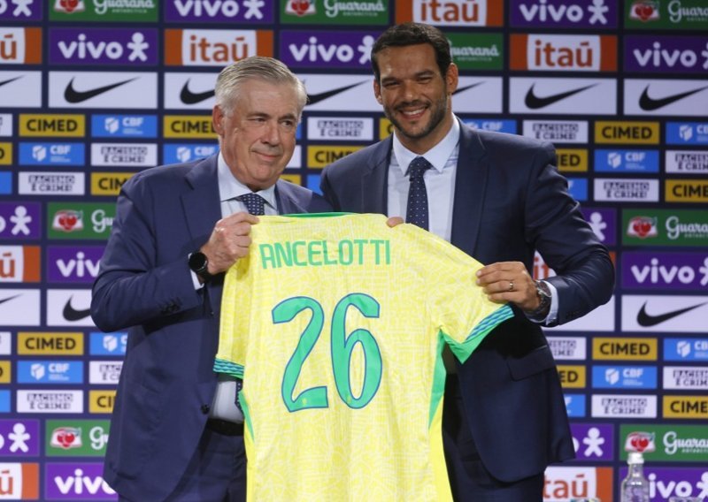 Carlo Ancelotti predstavljen u Brazilu; odmah je iz reprezentacije 'izbacio' Neymara