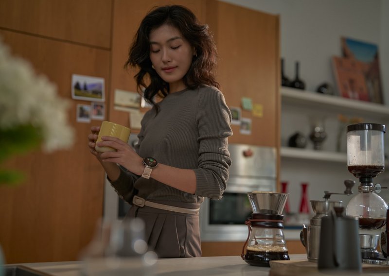 Novi HUAWEI WATCH 5 s naprednom X-TAP tehnologijom za praćenje zdravlja od sada dostupan i u Hrvatskoj