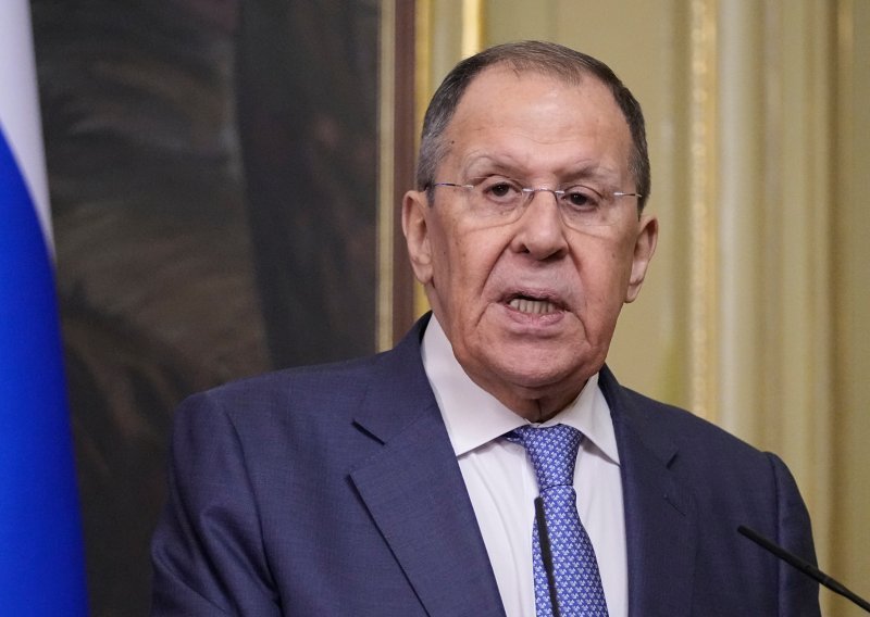 Lavrov: Odobrenje ukrajinskih napada dugog dometa dogovoreno 'odavno'