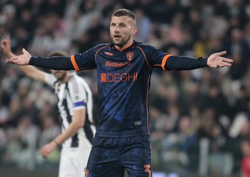 Ante Rebić opet 'briljira'; vrijeđao suce pa zaradio crveni karton, suspenziju i novčanu kaznu
