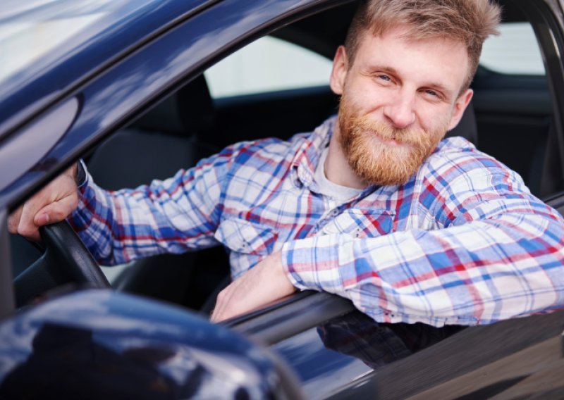 Svakog dana u automobilu provedemo gotovo sat vremena