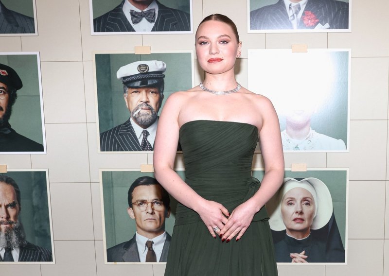 Zablistala na premijeri: Kći Kate Winslet u ovoj haljini bila je oličenje elegancije