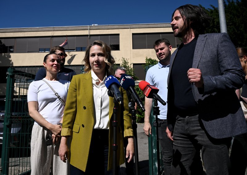 Selak Raspudić: Besplatan obrok za srednjoškolce i veća satnica pomoćnicima u nastavi