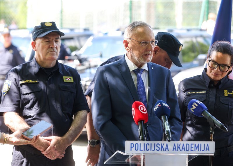 Božinović: Pritisak na granice ove godine smanjen za više od 60 posto