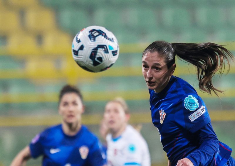 Hrvatska ženska reprezentacija doživjela novi težak poraz; Češka joj 'utrpala' pet golova