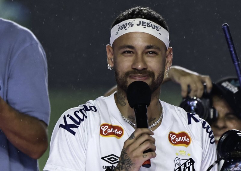 Neymar nikad nije čuo za najtraženijeg nogometaša svijeta; pogledajte bizaran video koji se širi Internetom