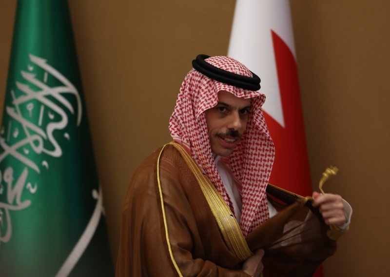 Saudijska Arabija i Katar najavili financijsku pomoć sirijskom javnom sektoru