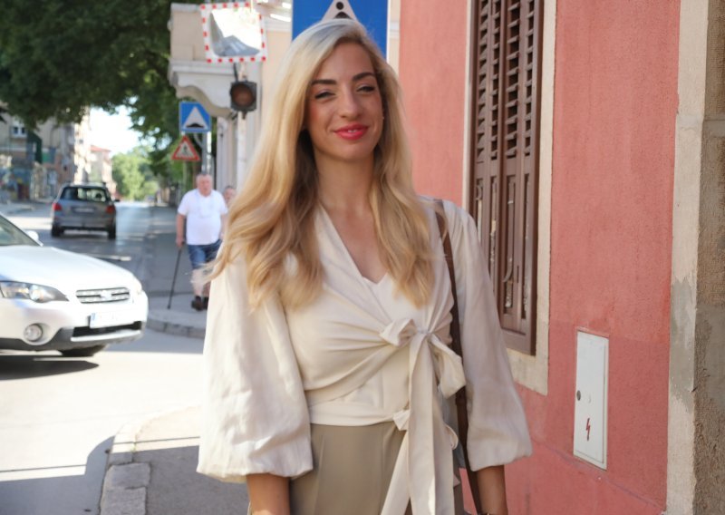 Sanja Radolović na glasanju pokazala stajling bez mane, a ove hlače su hit