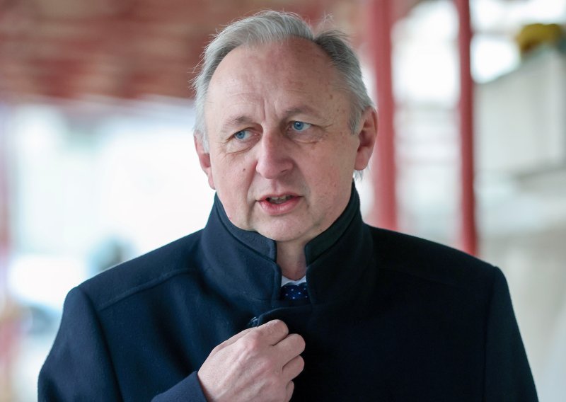 Gradonačelnik Kutine je Zlatko Babić, SDP-ova Molnar komentirala nepravilnosti