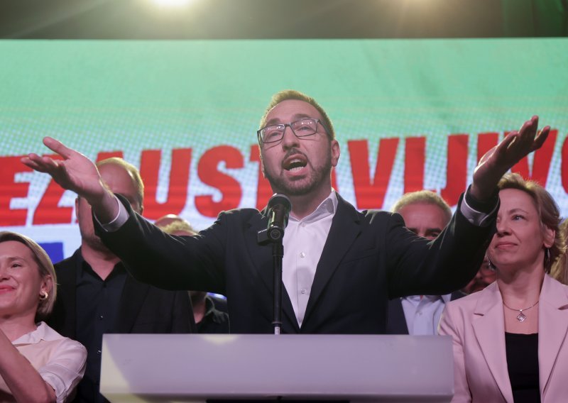 Tomašević: 'Ova pobjeda nas obvezuje, dali ste nam podršku za smjer u kojem nećemo stati'