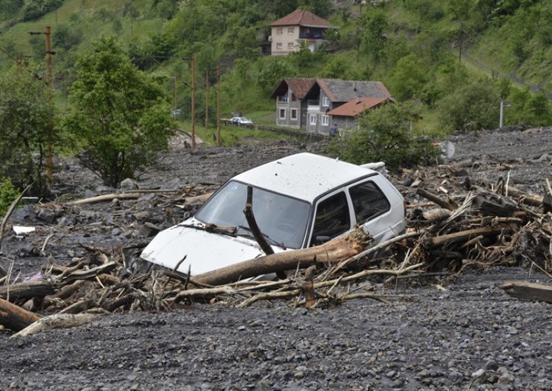 Adra Hrvatska i Crveni križ pozivaju na prikupljanje pomoći