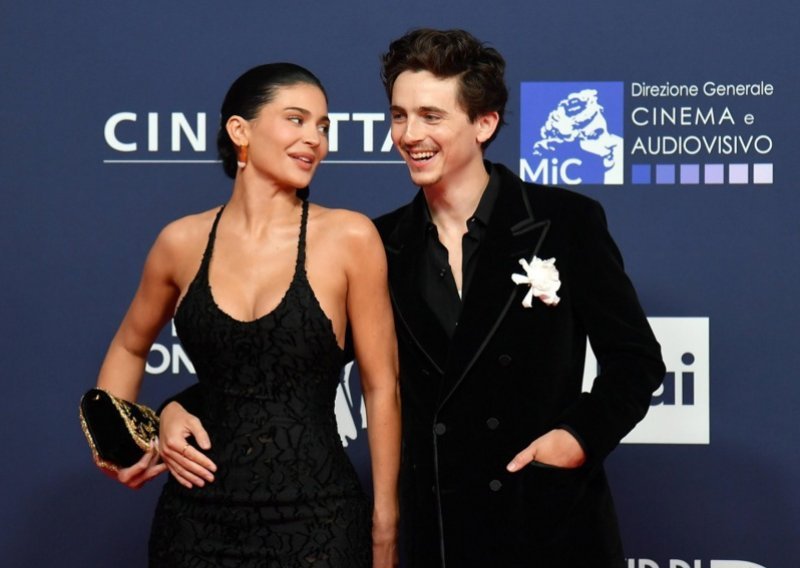 Lijepa glumica 'bacila' neočekivan komentar o vezi Timothéeja Chalameta i Kylie Jenner