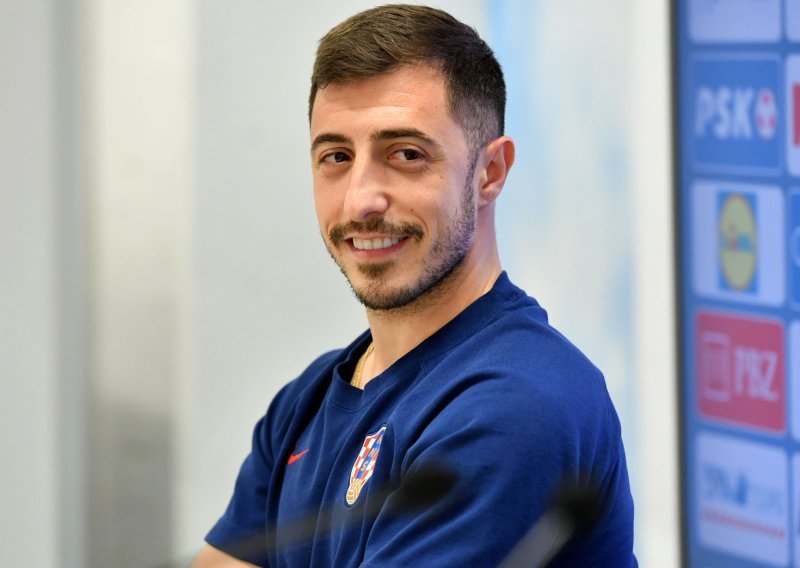 Josip Juranović pričao o problemima s ozljedom, pa spomenuo Luku Modrića