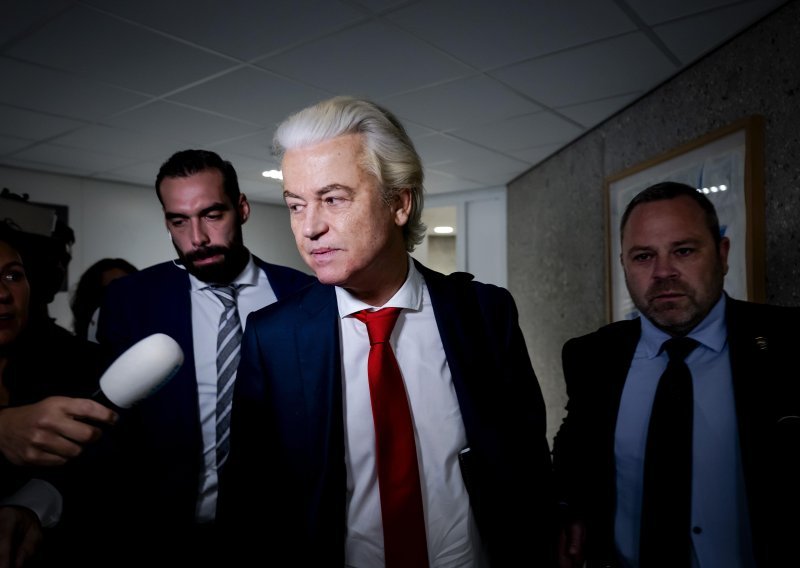 Krajnje desna stranka PVV Geerta Wildersa srušila vladajuću koaliciju: 'Zbog ovoga ispadamo budale'