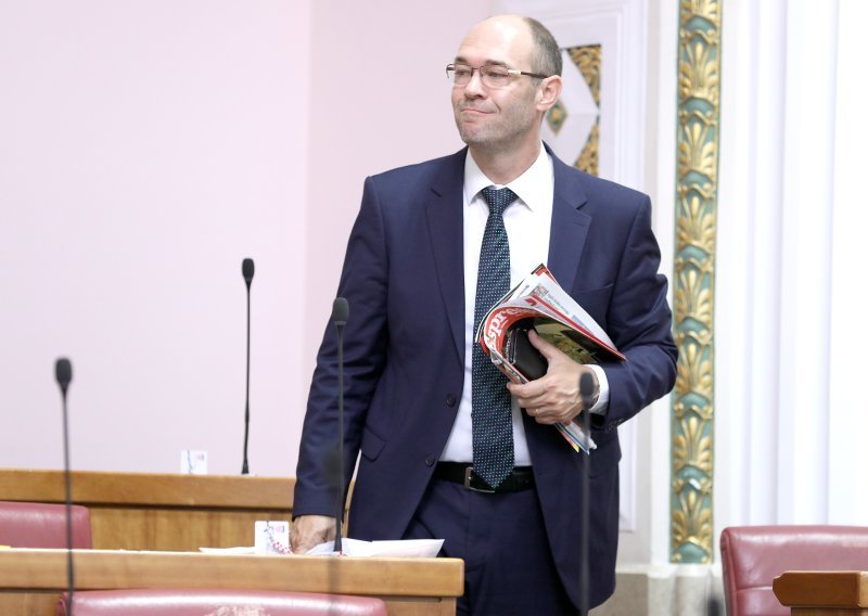 Stier: Ako Ukrajina u ratu može napredovati na putu ka EU može i BiH