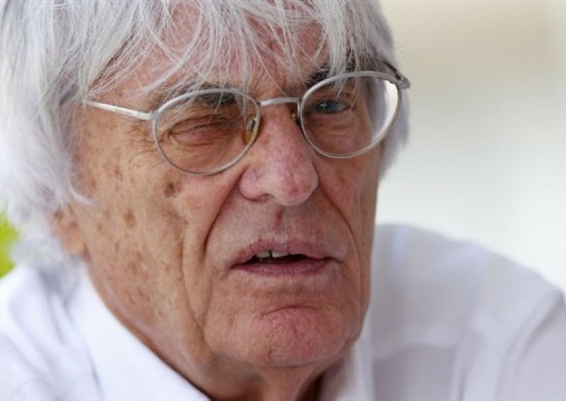 Gotovo je: Bernie Ecclestone više nije gazda Formule 1!
