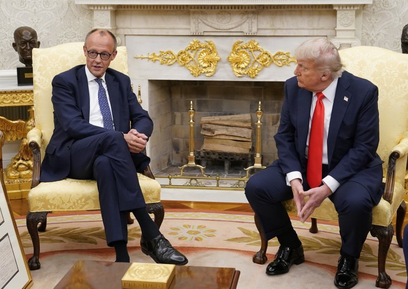 Merz pozdravlja Trumpovu odluku o pojačanom naoružavanju Ukrajine