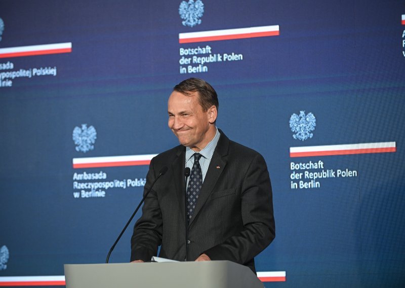 Poljski ministar diplomacije Musku: 'Veliki čovječe, politika je teža nego si mislio'