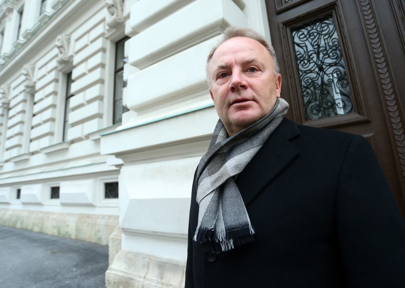 Stečaj Geofota: Za zrakoplov Sanaderova suradnika nema zainteresiranih