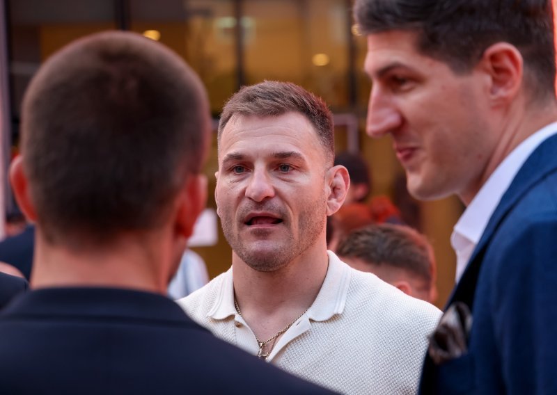 Stipe Miočić pokazao nam je svoje tetovaže. Sve imaju hrvatske motive