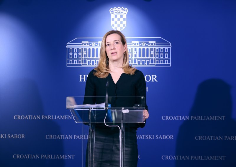Ahmetović: 'Odakle vam pravo crtati metu na čelo cijeloj jednoj nacionalnoj zajednici'