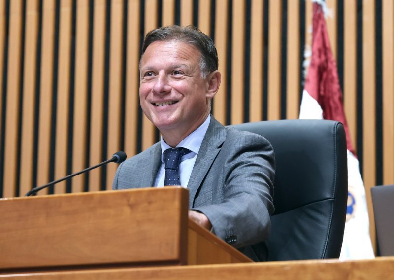 Sabor proglasio 5. lipnja Danom hrvatske zastave: 'Svi su bili za'