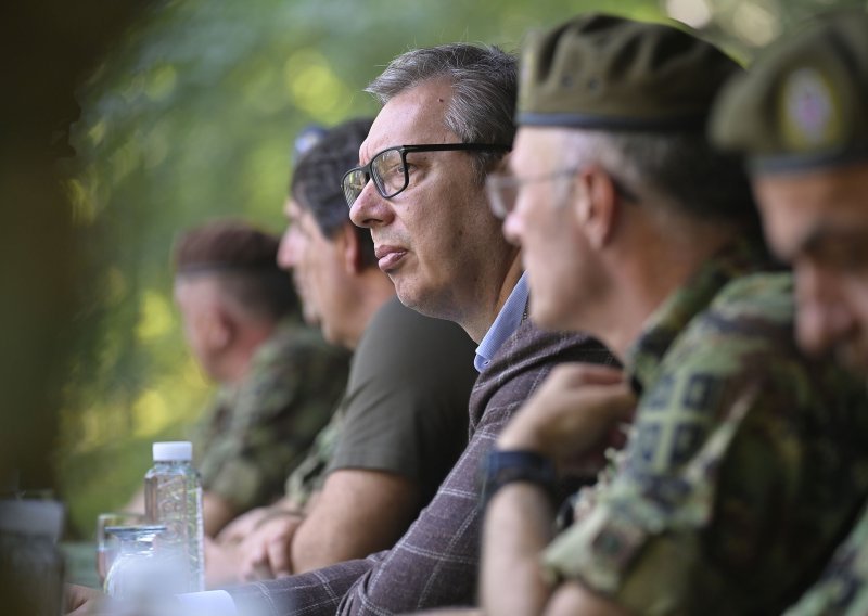 Vučić se ulizuje Izraelcima: Jedini vam izvozimo vojnu opremu, spašavao sam taoca iz Gaze