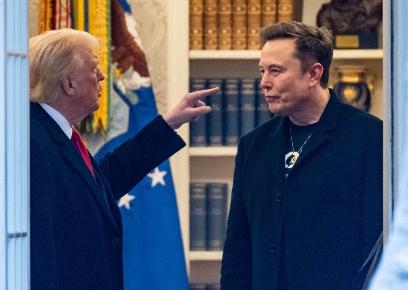 Svađa koja bi mogla izbaciti SpaceX iz najvažnijeg obrambenog projekta SAD-a