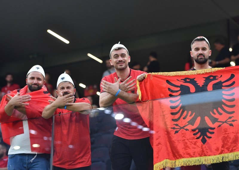 Srpski mediji: Horor u Tirani, ovo je jezivo! Nezapamćen skandal
