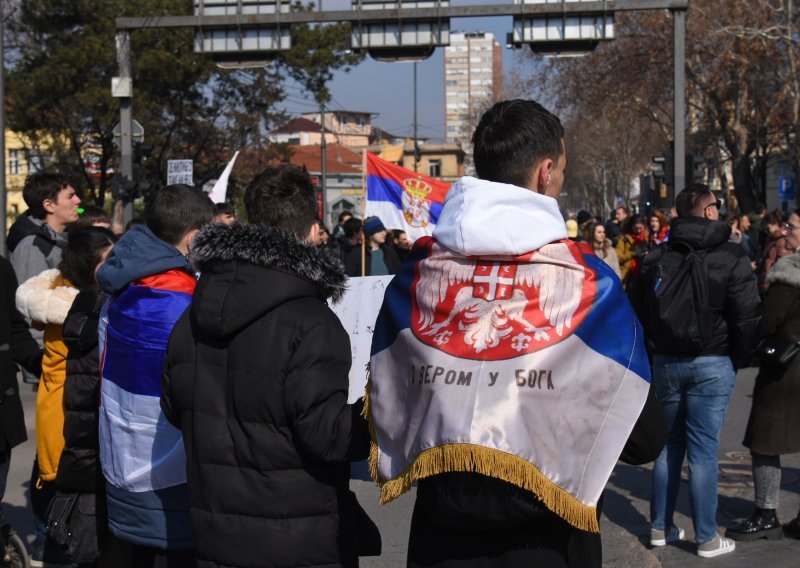 U Srbiji danas izbori u dva grada: Kupovina glasova, zastrašivanje...