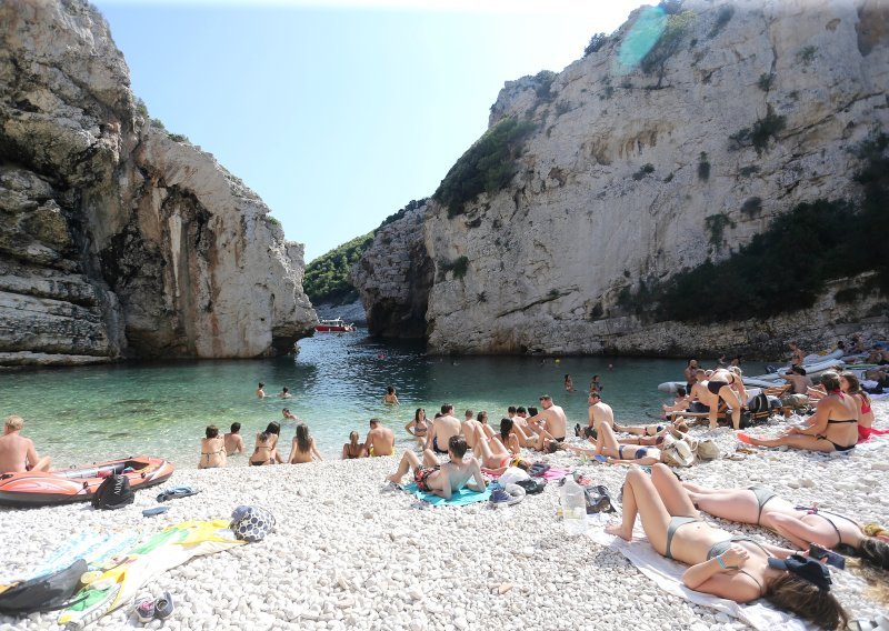 Francuzi odabrali skrivene dragulje Jadrana: Ovo su plaže koje morate posjetiti