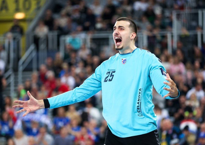 Senzacionalan transfer hrvatskog golmana; potpisuje za europskog velikana