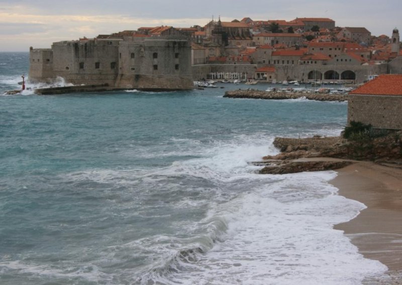 U Dubrovniku zamrznuta prodaja stanova