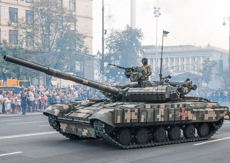 Pogledajte kako su Uzbekistanci modernizirali T-64: Ovo bi mogli slijediti i ostali korisnici zastarjelih tenkova