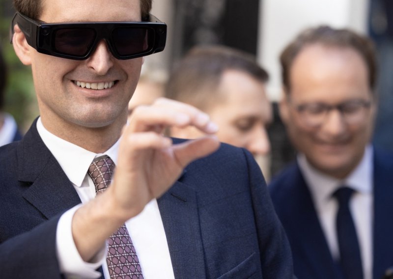 Udarac Appleu i Meti: Stižu Specs, pametne naočale koje spajaju AR i AI