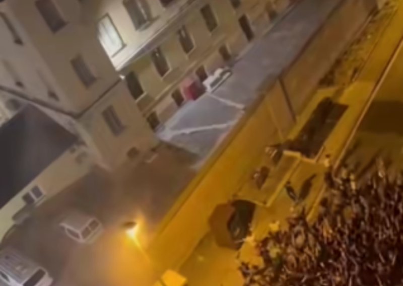 Pogledajte kaos u Šibeniku! Torcida blokirala centar grada i zapalila baklje ispred zatvora
