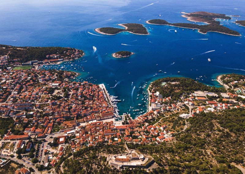 Slavni magazin rajski hrvatski otok proglasio je trećim najljepšim u Europi
