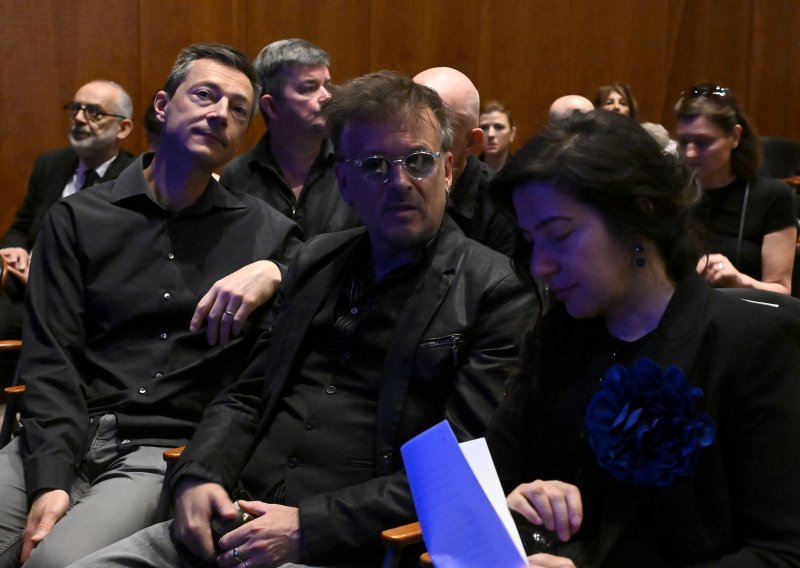 Gibonni govorom rasplakao sve: 'Lu, toliko toga imam reći, a stojim kao prazna kesa'