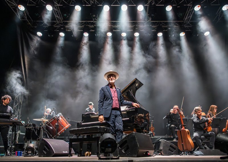 Ludovico Einaudi oduševio publiku u Malom rimskom kazalištu na svom prvom nastupu u Hrvatskoj!