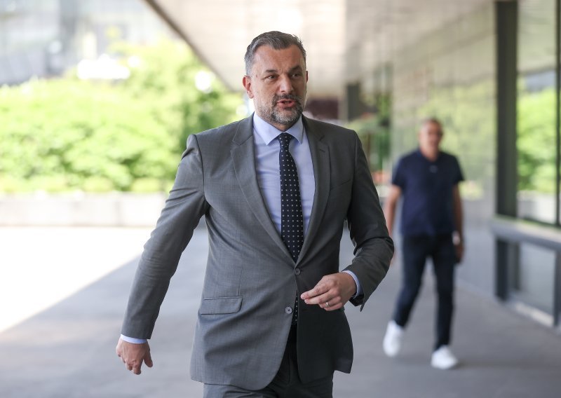 Šef diplomacije BiH Konaković i reis Kavazović osudili napad Izraela na Iran