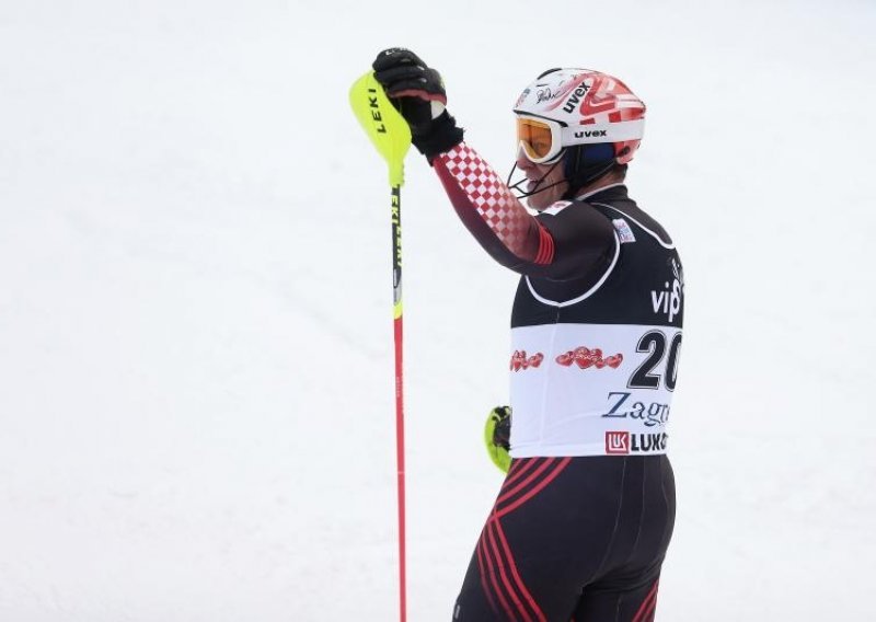 Agonija Ivice Kostelića, Hirscher piše povijest