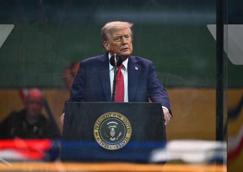 Trump nikad oštriji: Napadne li SAD, Iran će se suočiti s neviđenim vojnim odgovorom