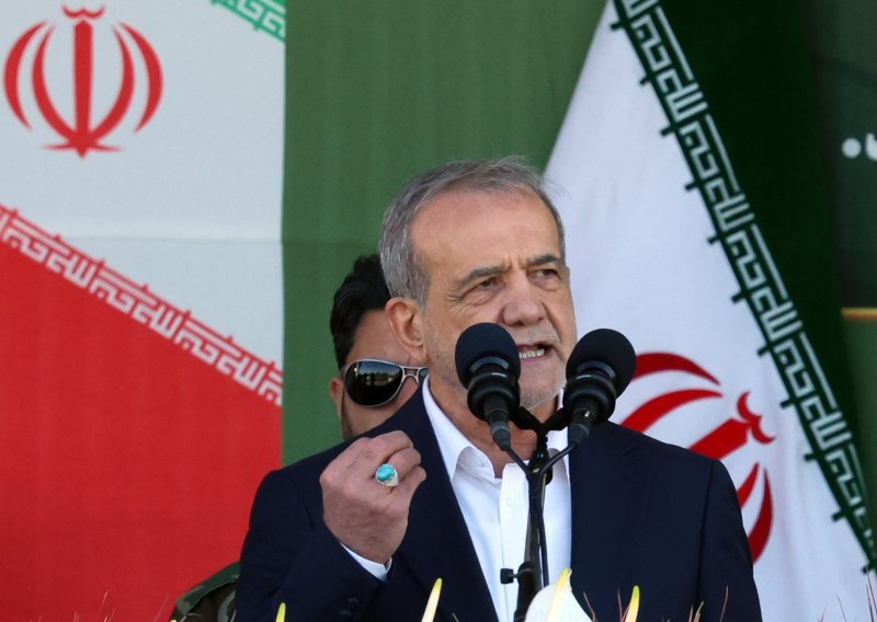 Iranski predsjednik: Ne namjeravamo razvijati nuklearno oružje, ali...