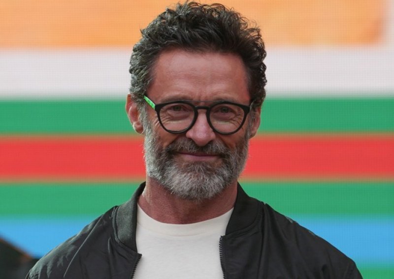 Iako mu u ljubavi cvjetaju ruže, Hugh Jackman suočen je s vrlo stresnim razdobljem