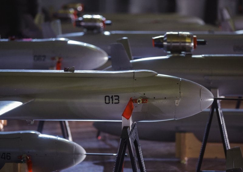 NATO gradi 'Walmart' dron-ubojica kako bi se suprotstavio Rusiji: Prijetnja je masovna