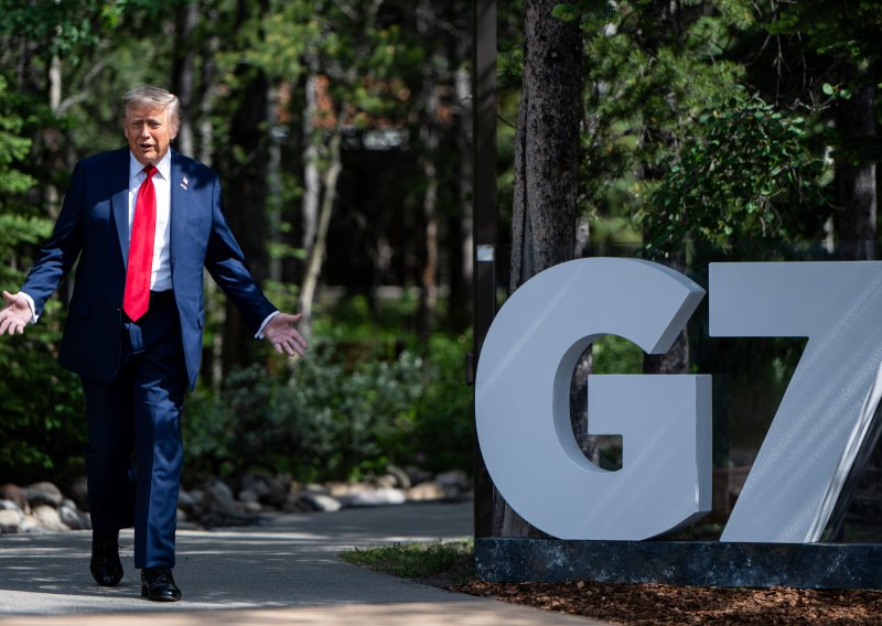 Započeo G7 summit, Trump zažalio što je Rusija izbačena prije deset godina
